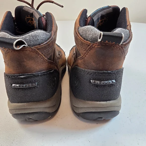 Ariat Brown Waterproof Women's Boots - Picture 10 of 12